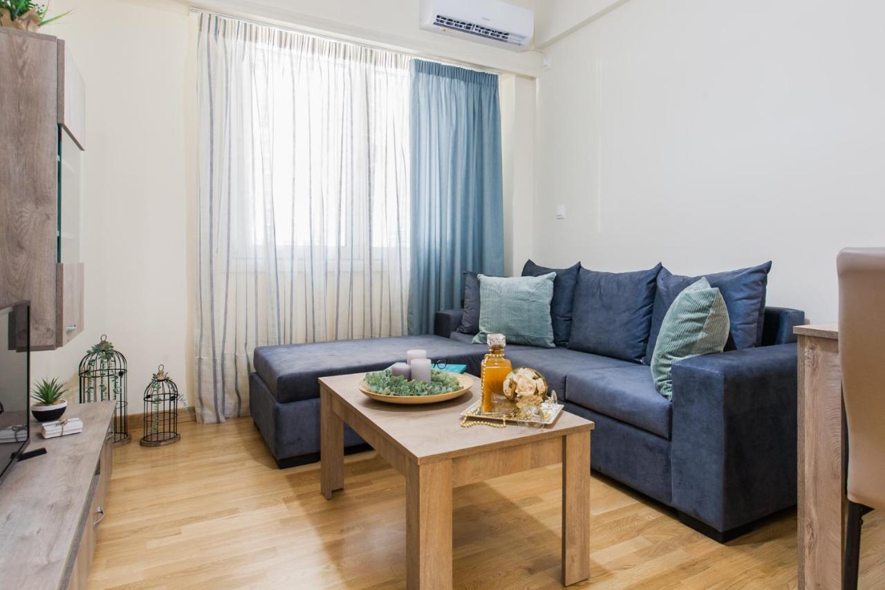 Lovely Renovated Apartment Walk To Acropolis Athens Exterior photo